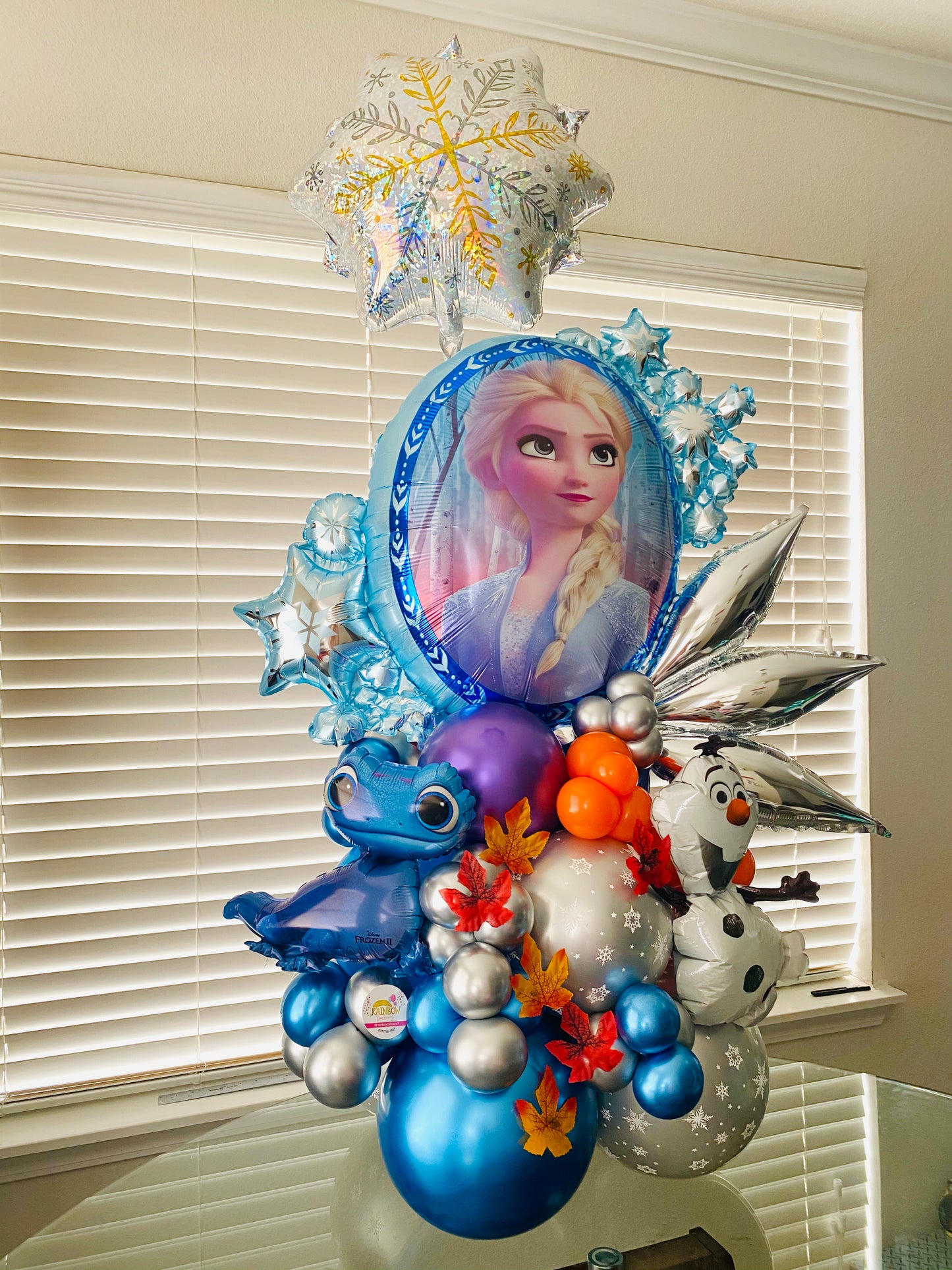 frozen balloons bouquet