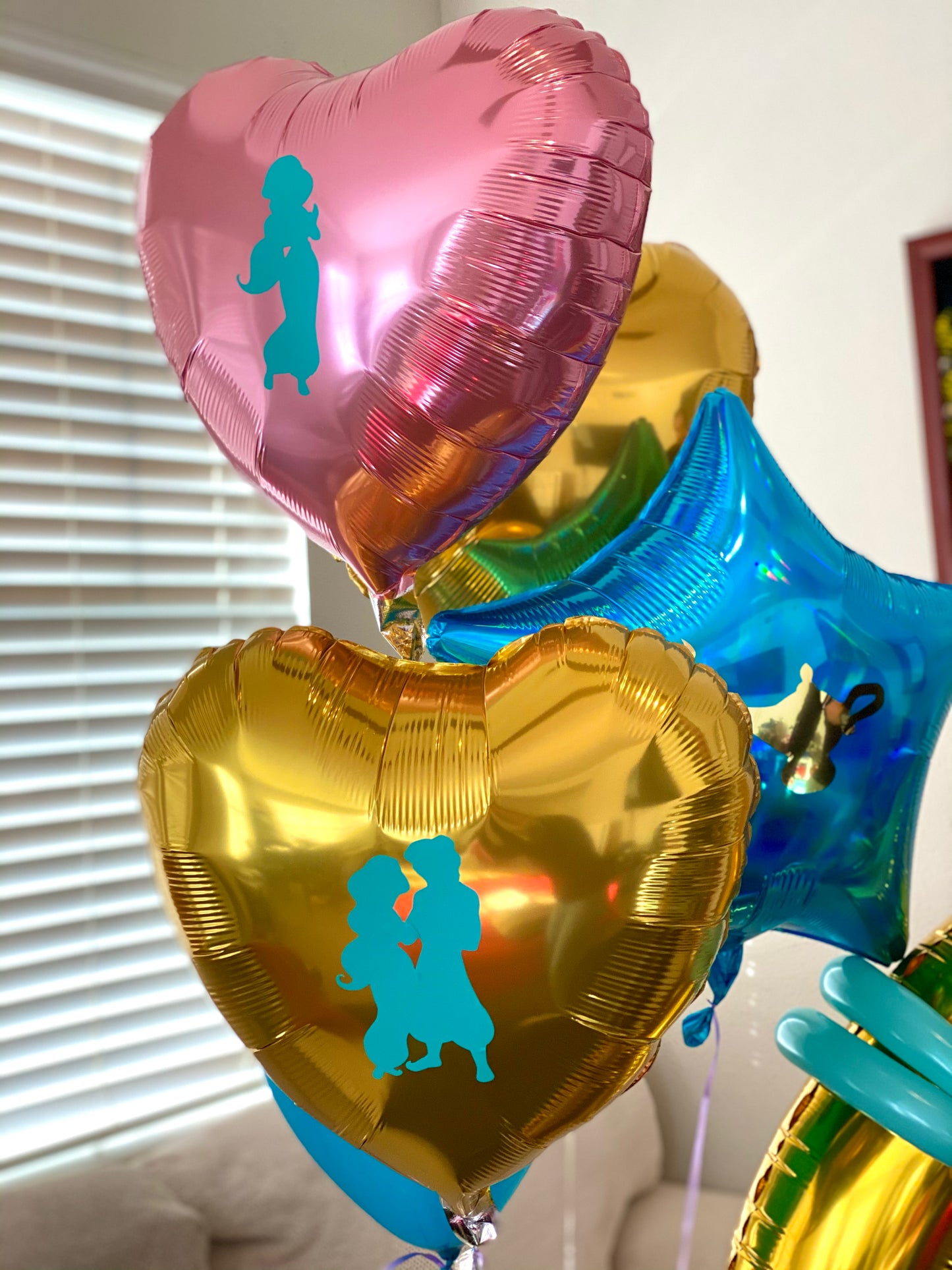 kids number balloons bouquet