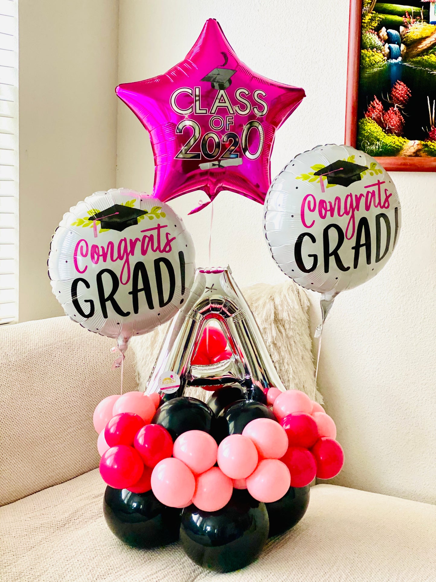 MINI BALLOON BOUQUET GRAD (click to see more photos)