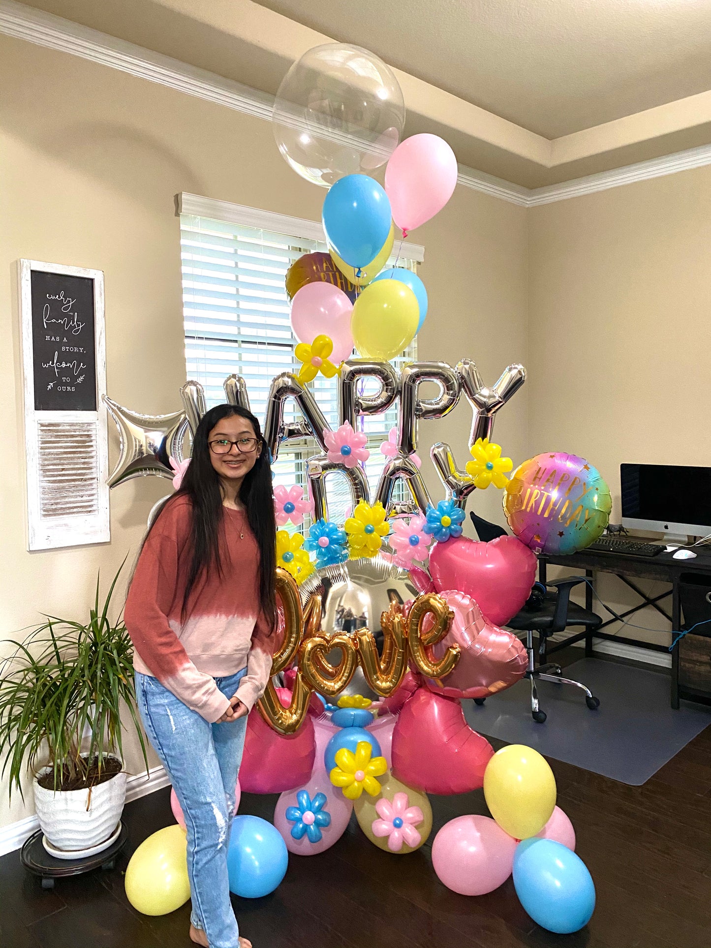 LOVE BALLOON BOUQUET (click to see more photos)
