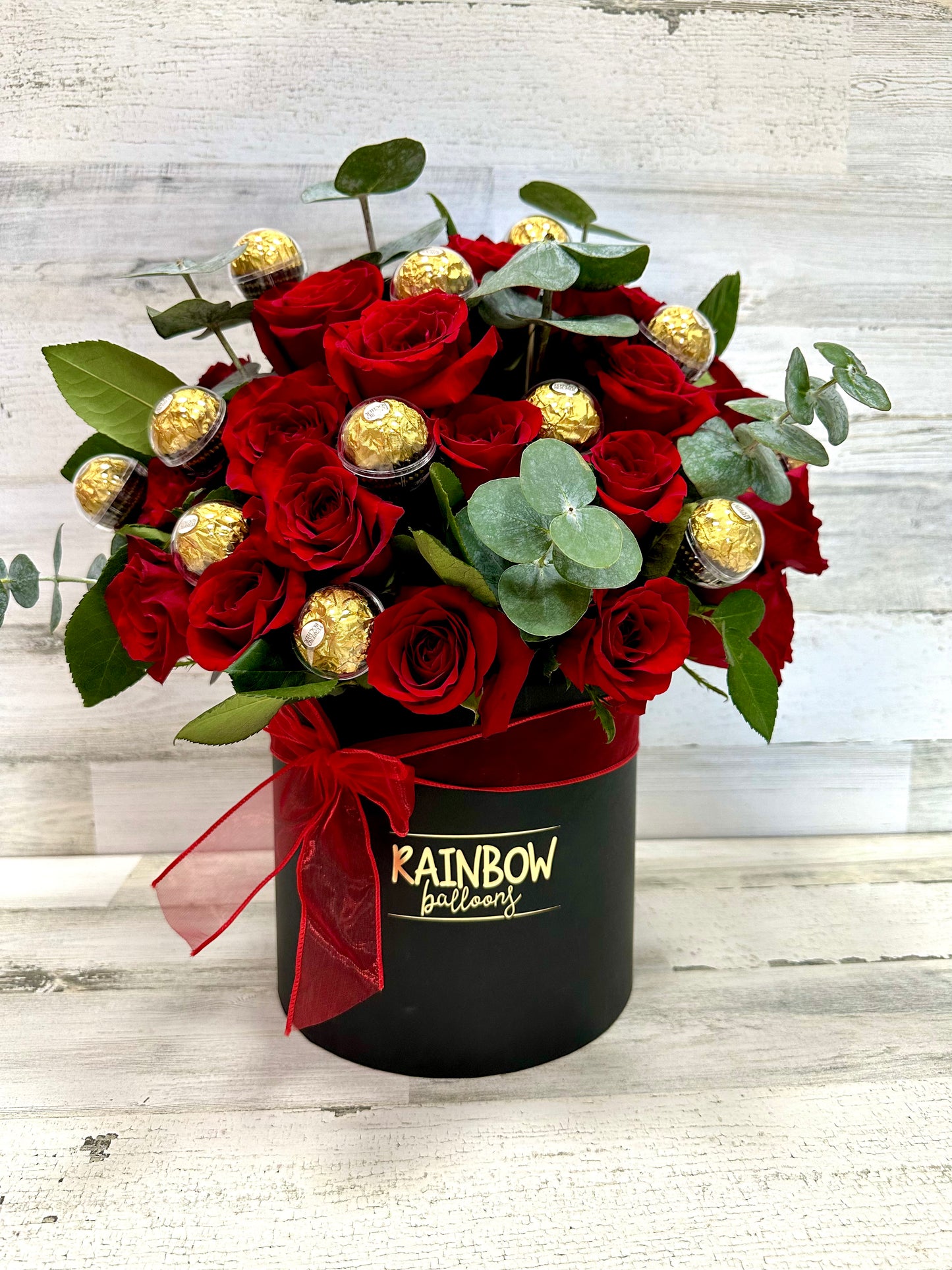 luxury bouquet of roses