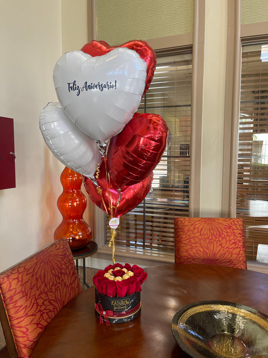 ROUND BOX WITH ROSES AND CHOCOLATE