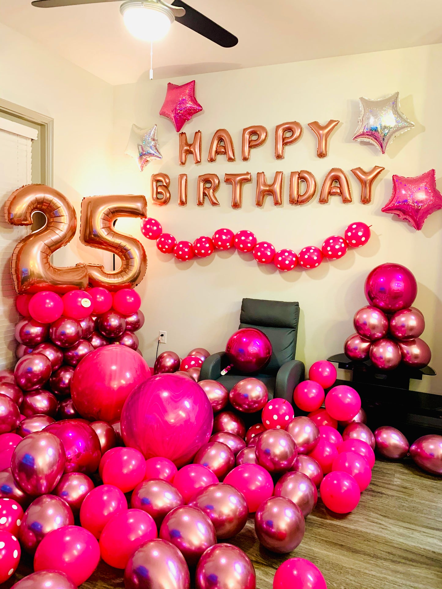 ROOM DECOR HBD (click to see more photos)